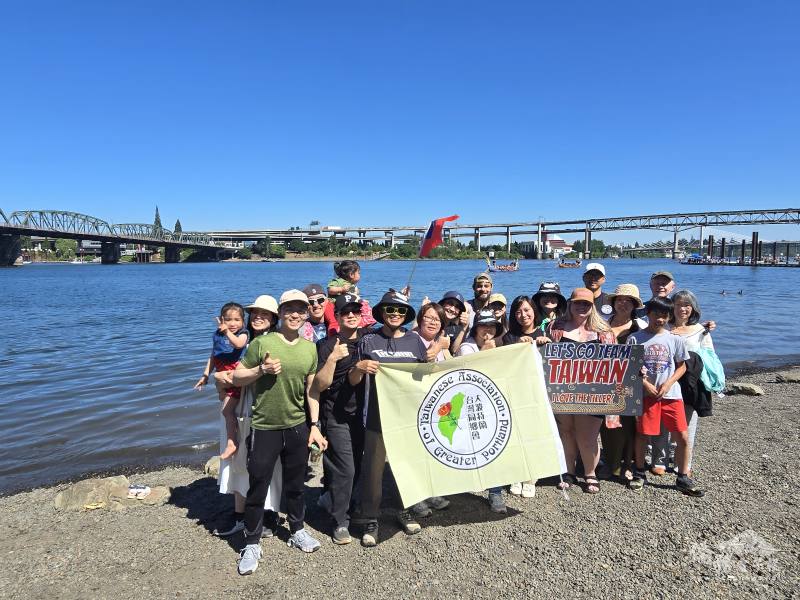 大波特蘭區僑胞熱情到場加油