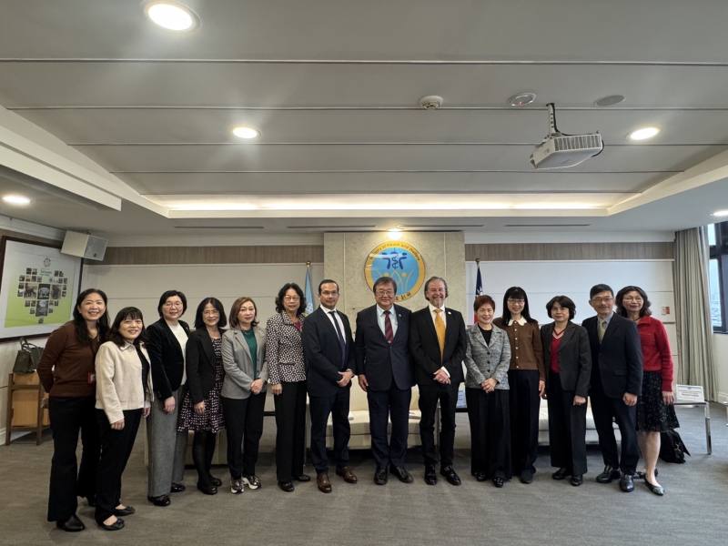 2025年2月26日，衞福部邱部長親自接待ICN視察代表，並表示全力支持台灣主辦2027年ICN大會，並說明台灣政府以十二項政策努力在改善護理工作環境及成效，ICN的CEO, Howard Catton特別表示肯定。