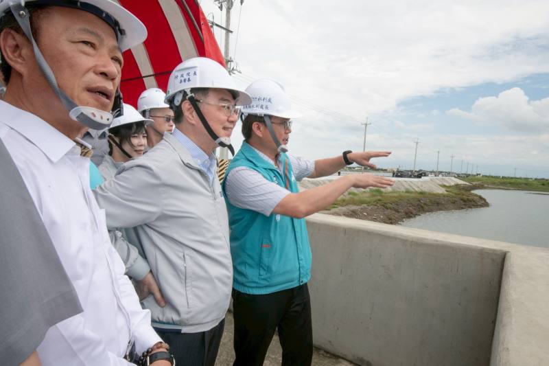 行政院長卓榮泰前往嘉義縣視察「白水湖第一滯洪池抽水站防汛整備工作」