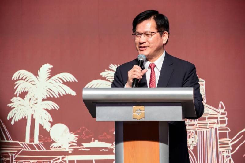 外交部長林佳龍13日出席菲律賓國慶酒會。（圖取自facebook.com/forpeople）