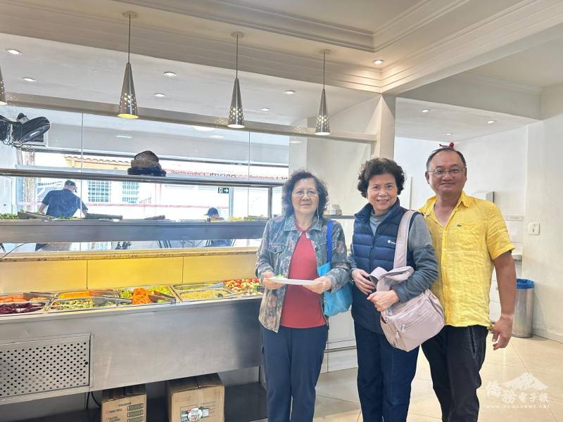 好吃餐廳(Come Bem)老闆莊育福親自招呼來賓