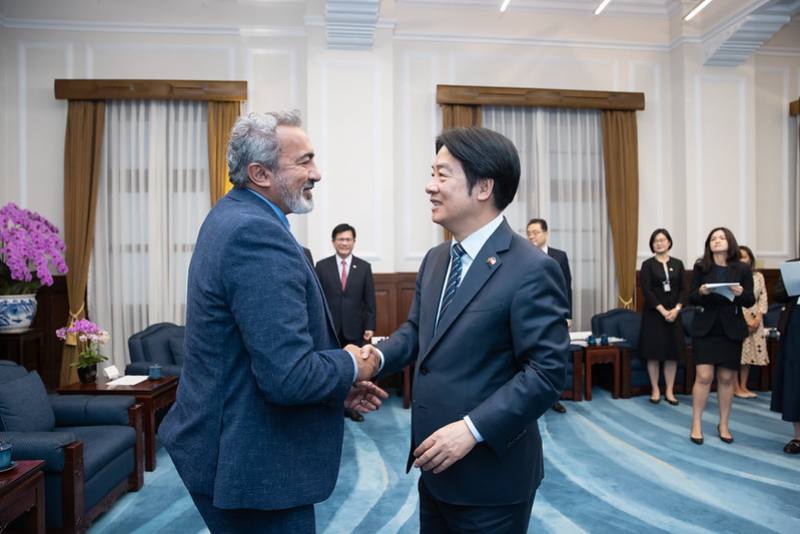 賴清德總統16日上午接見美聯邦眾院「國會台灣連線」共同主席貝拉（Ami Bera）訪問團
