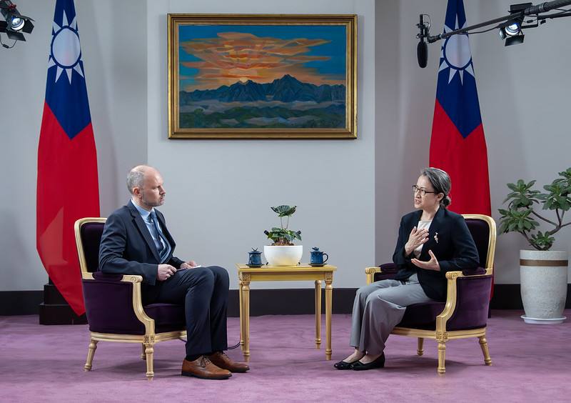 副總統接受「挪威國家廣播公司」專訪