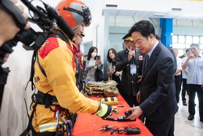 賴清德總統20日上午前往南投出席內政部消防署30周年署慶暨訓練中心第2期工程落成啟用典禮