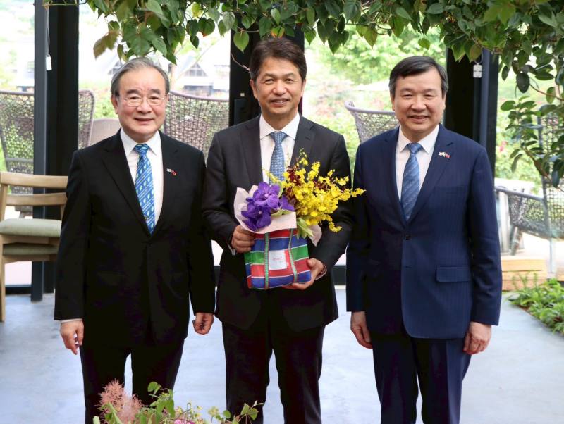 農業部胡政務次長忠一今21日出席日本茨城花卉公園「台灣花祭」活動