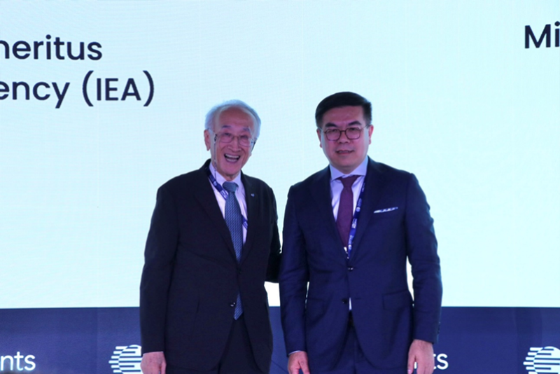 2025日本能源高峰會_環境部彭部長與IEA前總裁田中伸男合照