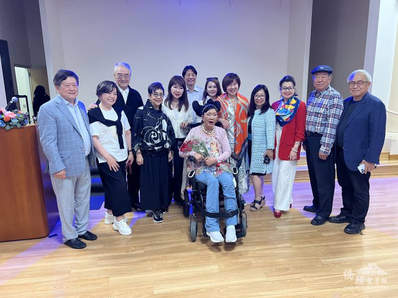主辦單位人員合影