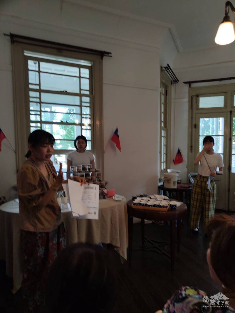 講師指導與會者了解自己的體質並透過飲食改善