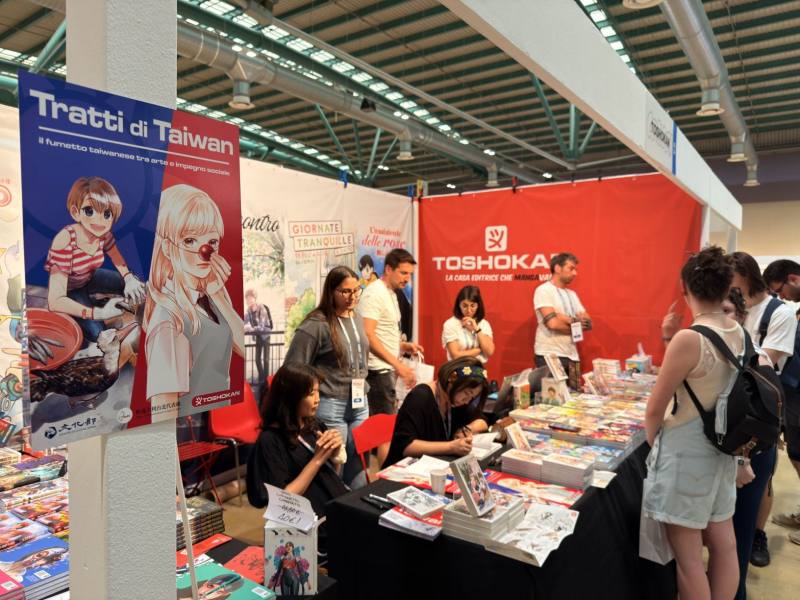 臺漫巡迴活動海報以「臺灣的筆觸」為題，吸引眾多粉絲索取珍藏（駐義大利代表處文化組提供）