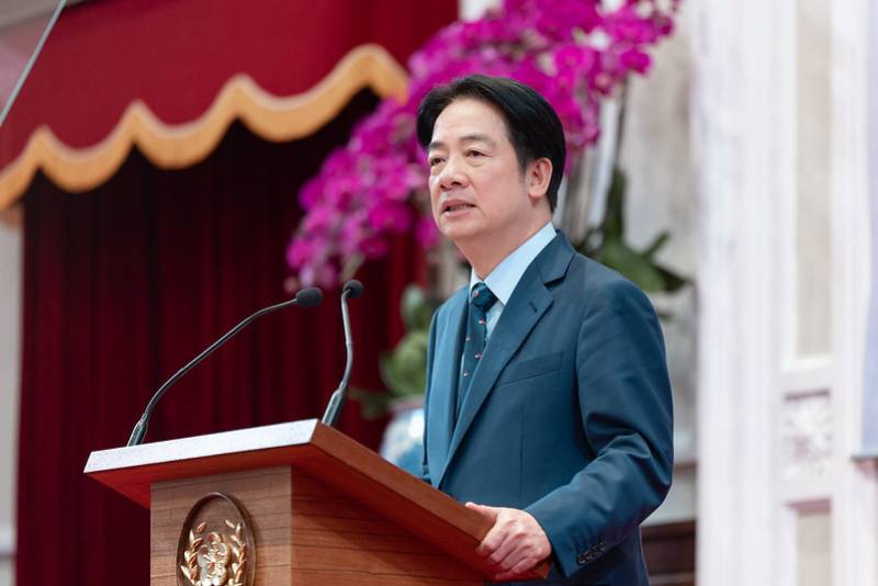 President Lai addresses the fourth meeting of the Whole-of-Society Defense Resilience Committee.