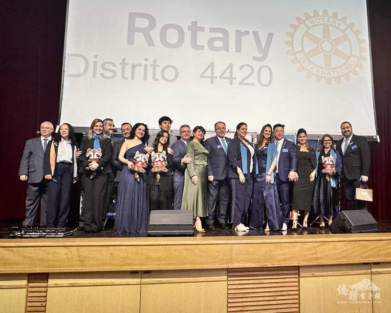 新任會長及主要幹部合照