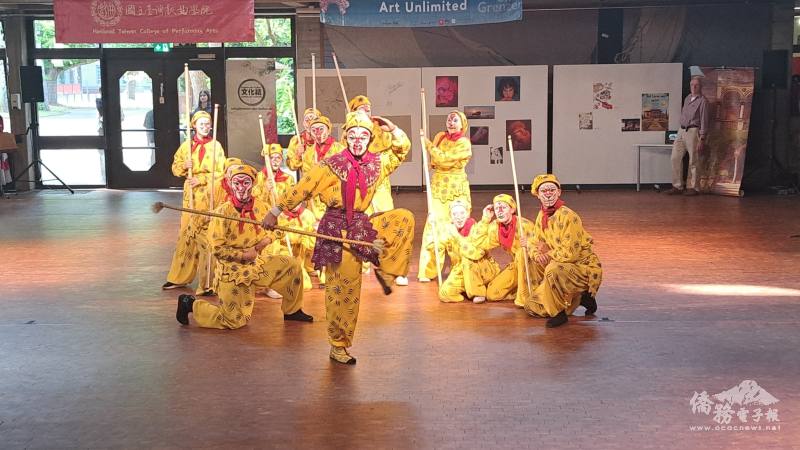 多位德國學子們上臺展現驚人表演成果