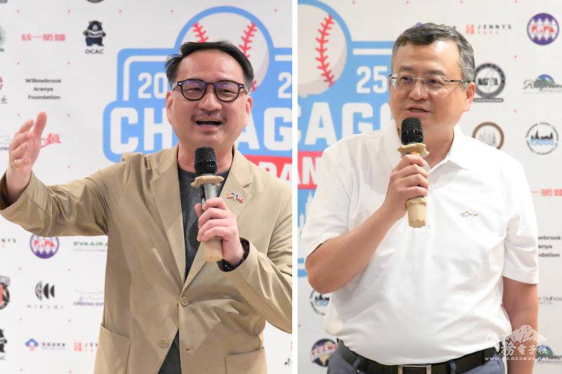(左圖) 僑務委員會副委員長阮昭雄，(右圖) 駐芝加哥辦事處處長類延峰致詞