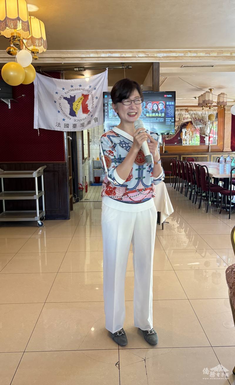 郝培芝恭賀新任會長及感謝商會協助接待奧運代表團