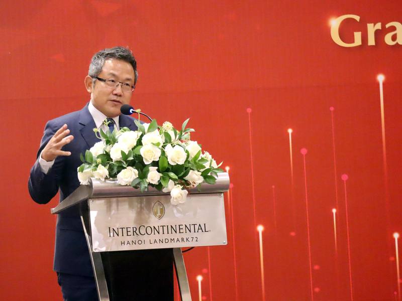 中華民國駐越南代表劉世忠（圖）1日在越南新光責任有限公司開幕儀式上表示，新光人壽以戰略前瞻眼光前進越南保險市場，是台商勇於接受挑戰的精神展現