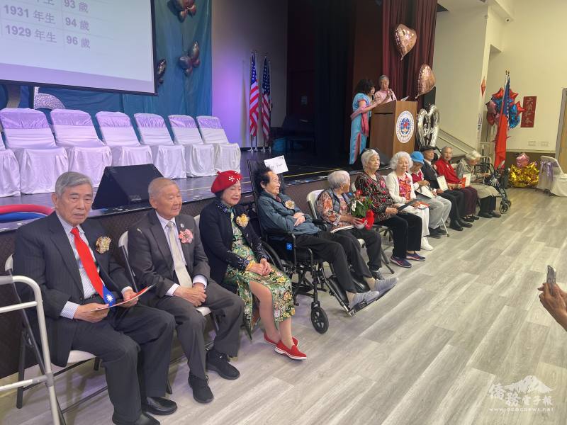 北加州中華耆英聯合會表揚耆英長者
