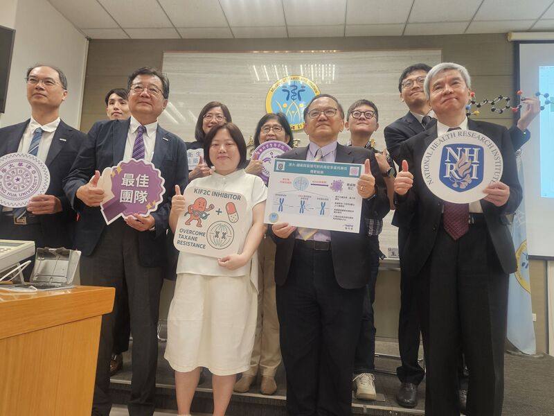 國家衛生研究院與清華大學「台灣隊」聯手開發對抗多重抗藥性標靶新藥，面臨多重抗藥性的三陰性乳癌患者治療現曙光，這項全球首創藥物預估最快5年內上市