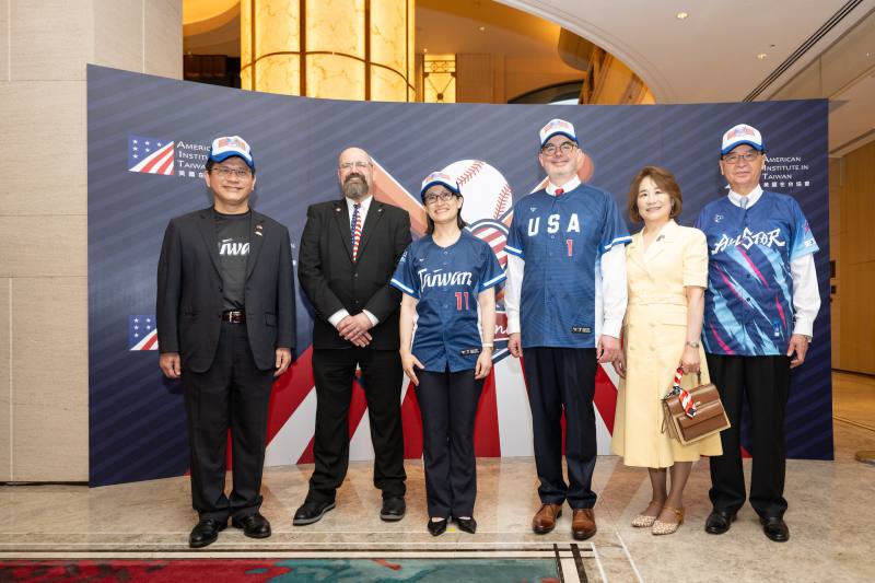 副總統出席「美國獨立紀念日酒會」