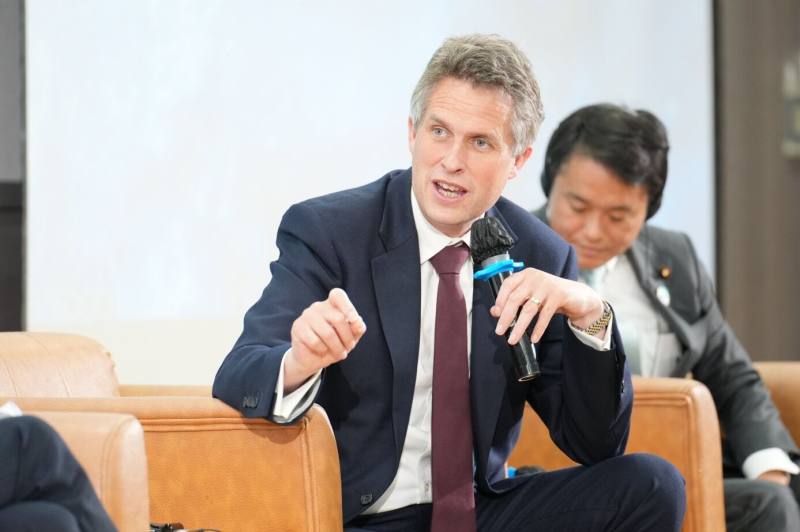 英國前國防大臣、現任國會議員 Gavin Williamson指出，台灣在國際上過於謙遜，應勇於爭取全球關注與支持