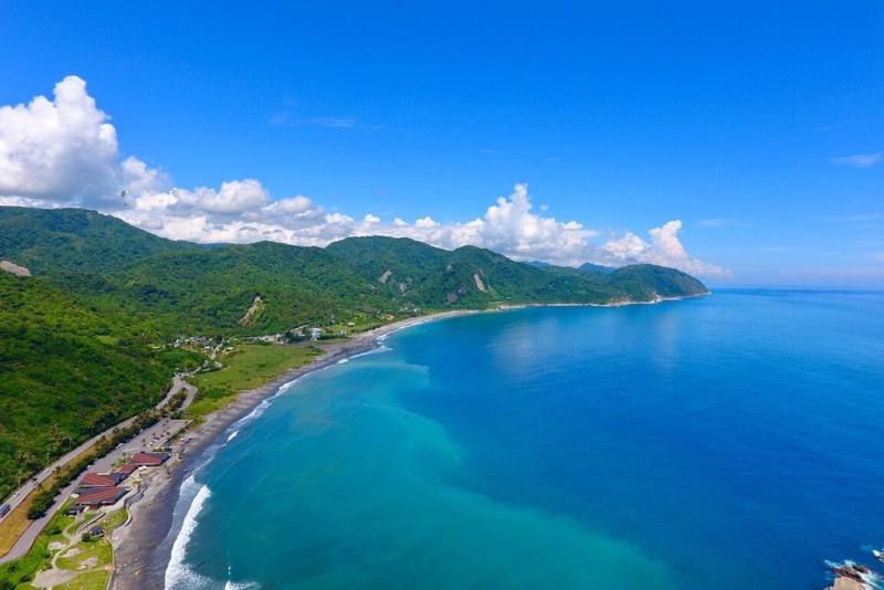 為振興花蓮觀光，花蓮縣政府與線上旅行社推出旅遊補助專案，盼鼓勵民眾重新走入花蓮，支持當地旅宿與觀光產業。（花蓮縣政府提供）