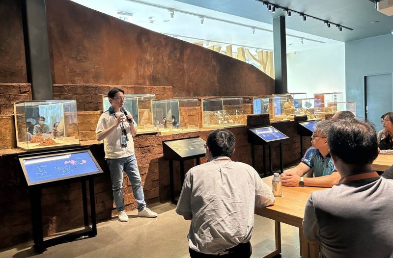 移地至臺中西大墩窯文化館參訪以觀摩環境永續教育實踐經驗