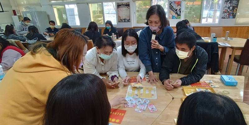 南投縣-「五正四樂」健康桌遊師資增能研習