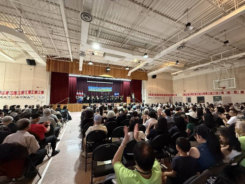 台灣震撼管樂團40週年，3日晚間在加拿大多倫多舉行「讓世界聽見台灣的聲音」音樂會，曲曲贏得滿堂彩。