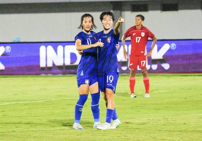 Taiwanese players happily pose for a photo after defeating Indonesia 2-1 in Tangerang, Indonesia, on Saturday to top their qualifying group at the 2026 AFC Women's Asian Cup in Australia . Photo courtesy of Chinese Taipei Football Association (CTFA)
