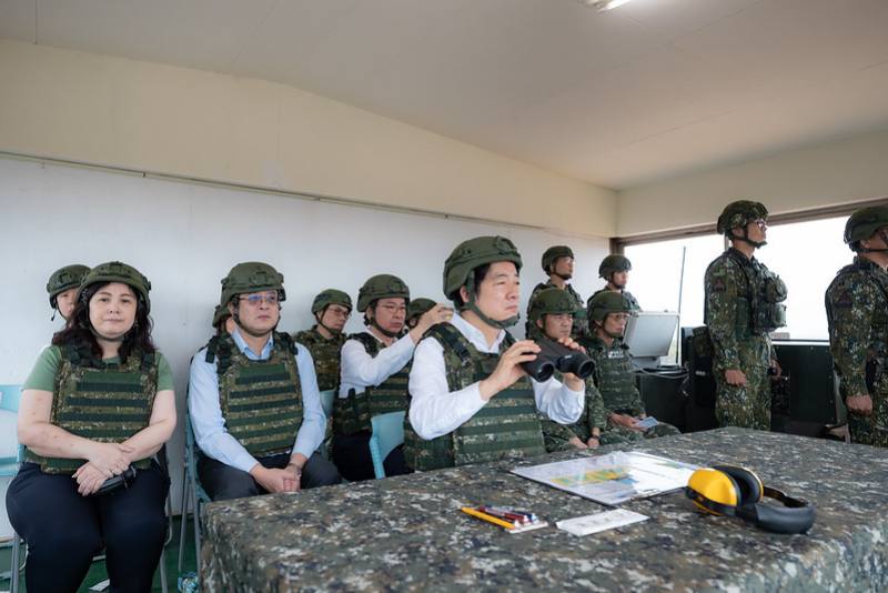 總統視導戰車砲射擊驗證