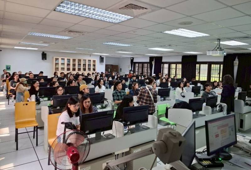 新北市勞工局推出移工專屬免費華語語言課程，反應熱烈、迅速額滿，9日宣布將加開第2梯次課程，即日起接受報名