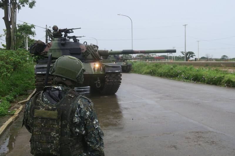 陸軍機步269旅所組成的桃園戰鬥隊10日在大園地區進行重要目標應援臨戰訓練