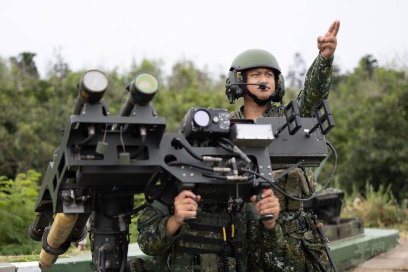 第一作戰區實施防空戰備部隊接戰程序演練