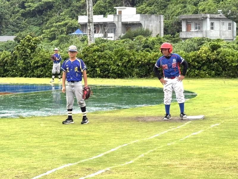 2025年黑潮大哥盃少棒賽軟式組冠軍戰9日在綠島登場，台東三民最終以8比4擊敗花蓮新城，拿下本屆冠軍