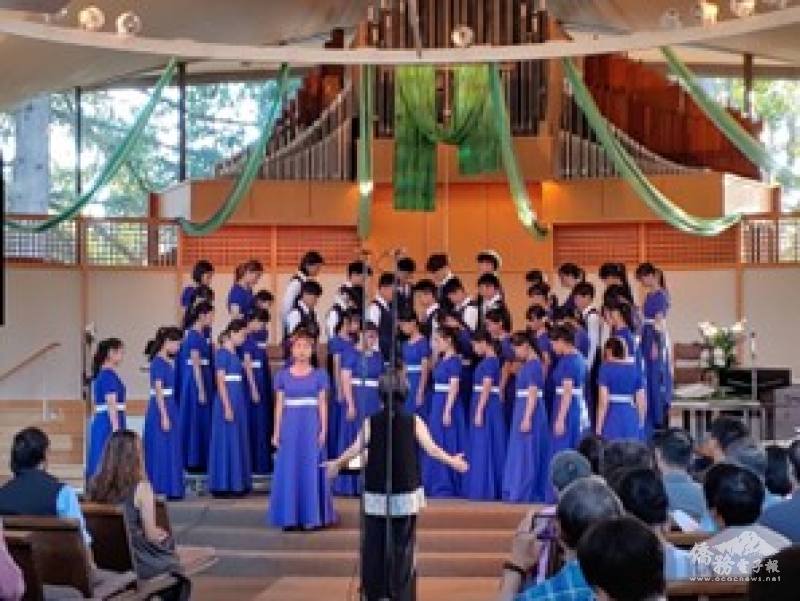 「台北愛樂少年及兒童合唱團」精彩演出