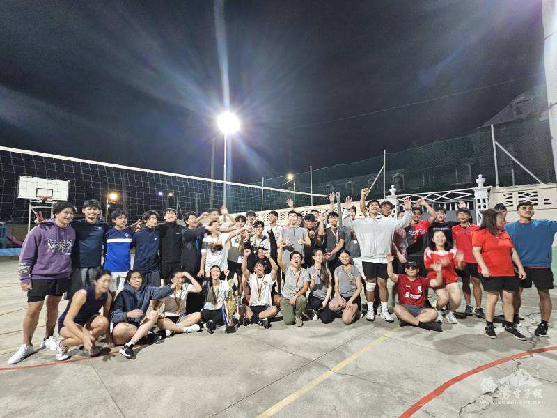 全體參與比賽球員合影