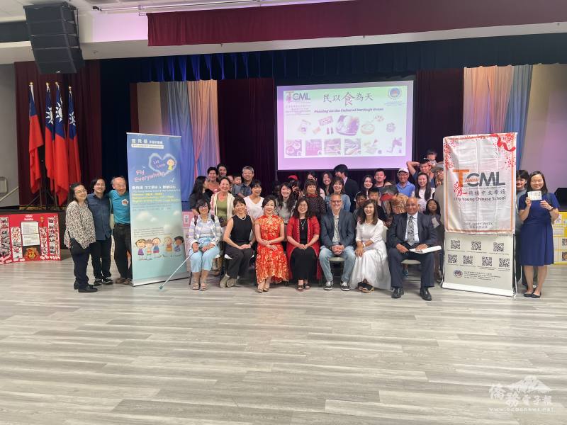 參與活動學生家長合影