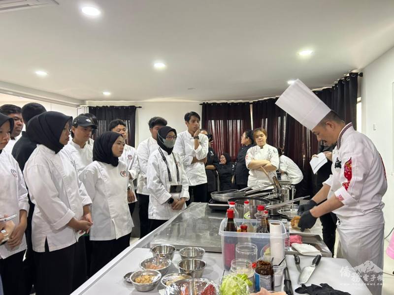 於芙蓉Ambitious Academy廚藝學院教學情形