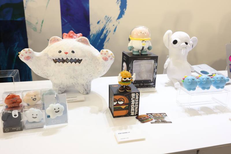 「品牌商展」除匯聚10國、逾650家品牌與IP內容，本屆首次推出的「黑潮星樂園展區」，將成為34組臺灣原創角色IP的大型發表會