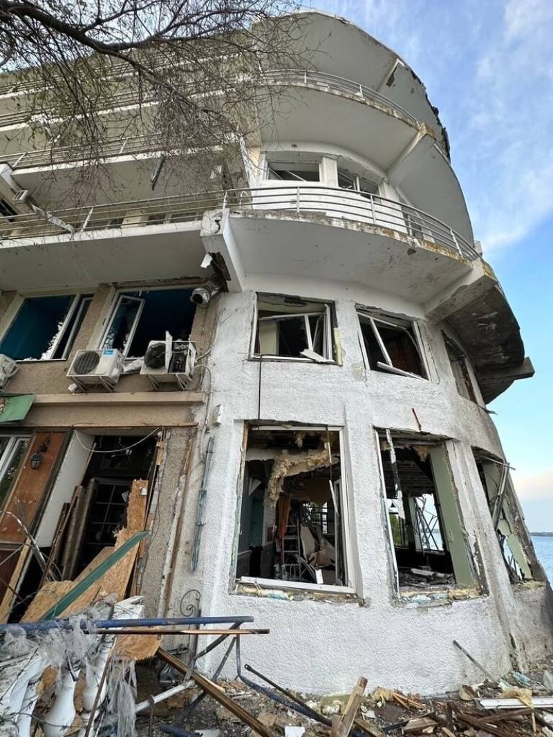 The exterior of a hotel in the Ukrainian city of Mykolaiv is severely damaged in a Russian drone attack in May 2024. Photo courtesy of MacKay Memorial Hospital.