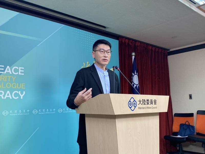 陸委會17日舉行例行記者會，發言人梁文傑回應媒體提問