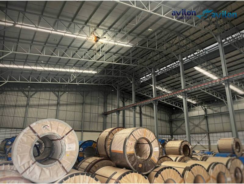 奧榮科技室內無人機Photon於日系車廠泰國倉庫進行盤點作業。（奧榮科技提供）