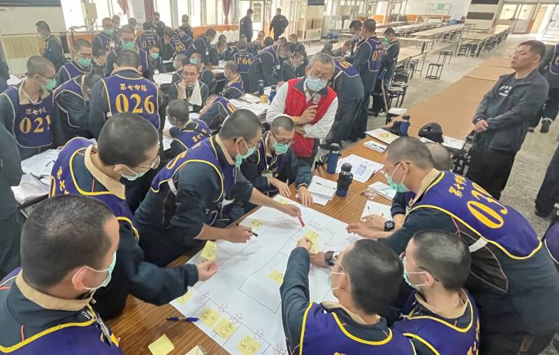 替代役役男基礎訓練期間接受防災士培訓-講師指導