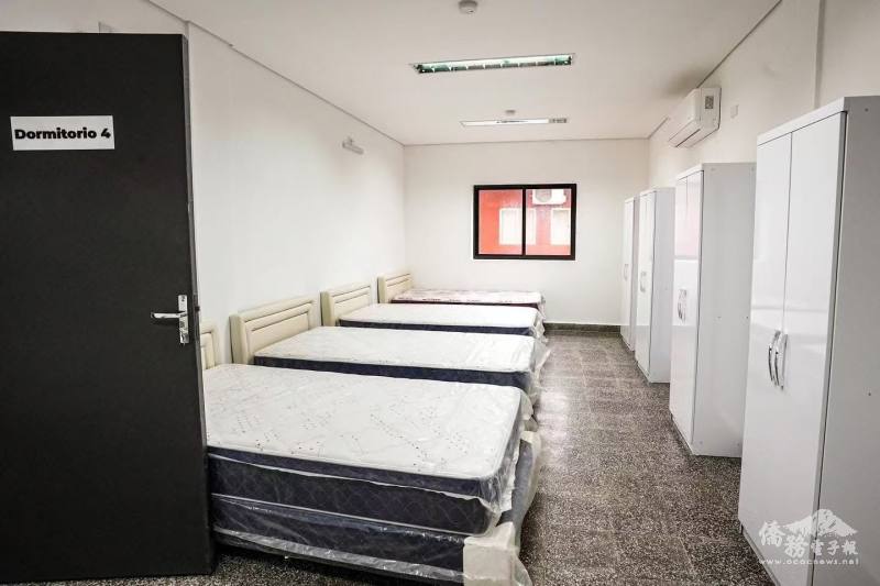 宿舍寢室提供陪病家屬安心休憩的溫馨空間