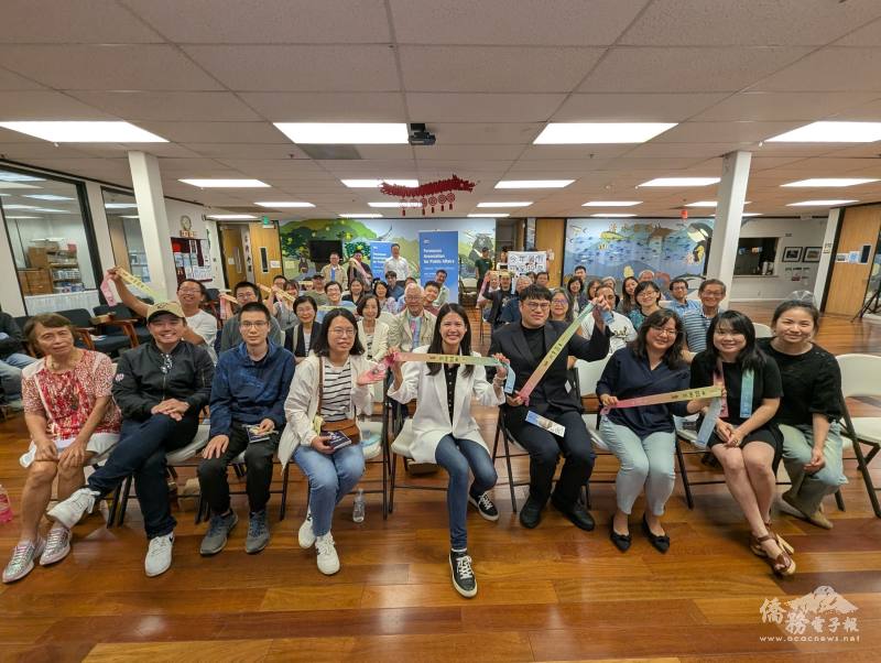 林亮君與講座聽眾合影