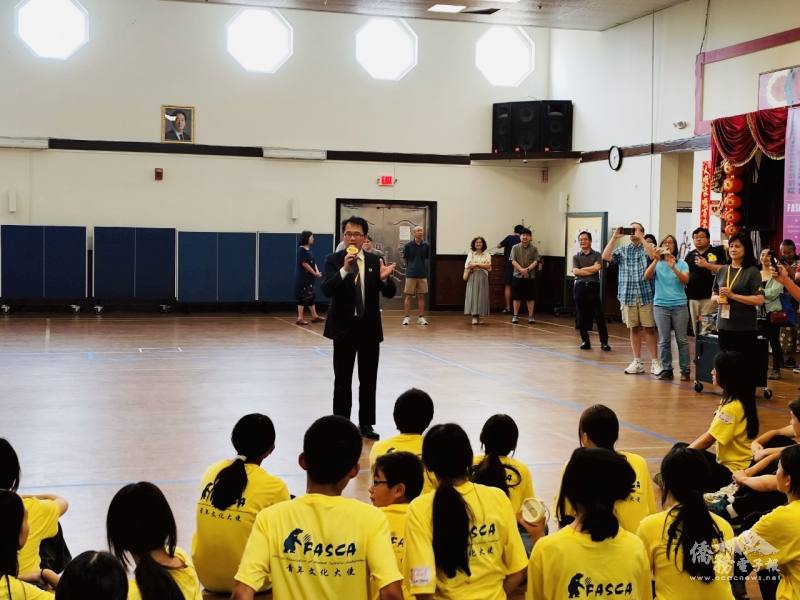 亞特蘭大文教中心主任閻樹榮於第二日勉勵參與學員