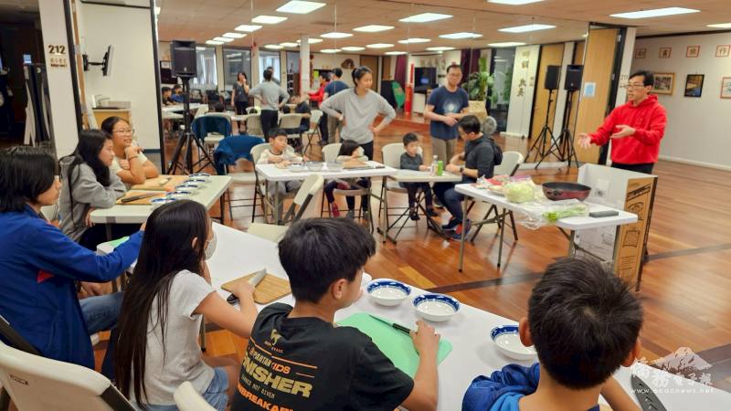 A hands-on parent-child cooking class at TAC introduces students to Taiwanese cuisine and culture.