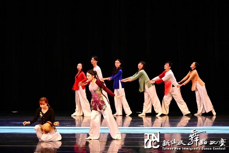 台越舞團《颱風》