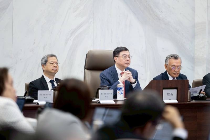 行政院長卓榮泰主持行政院經濟發展委員會第2次顧問會議（創新經濟分組）　