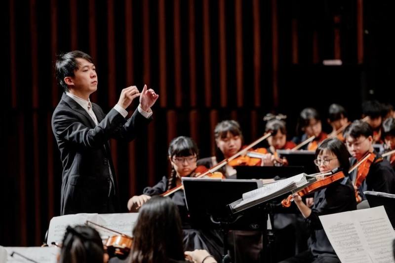 高雄市交響樂團附設青少年交響樂團（圖）與高雄市國樂團附設青少年國樂團受邀到日本演出，將於29日在東京世田谷區新落成的音樂廳登台。（高雄市文化局提供）