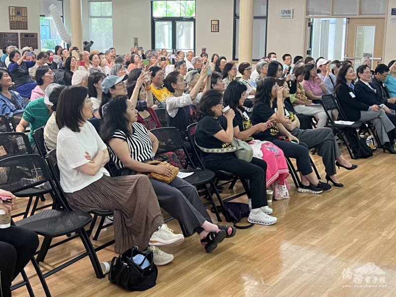 校友及僑胞踴躍參加健康講座